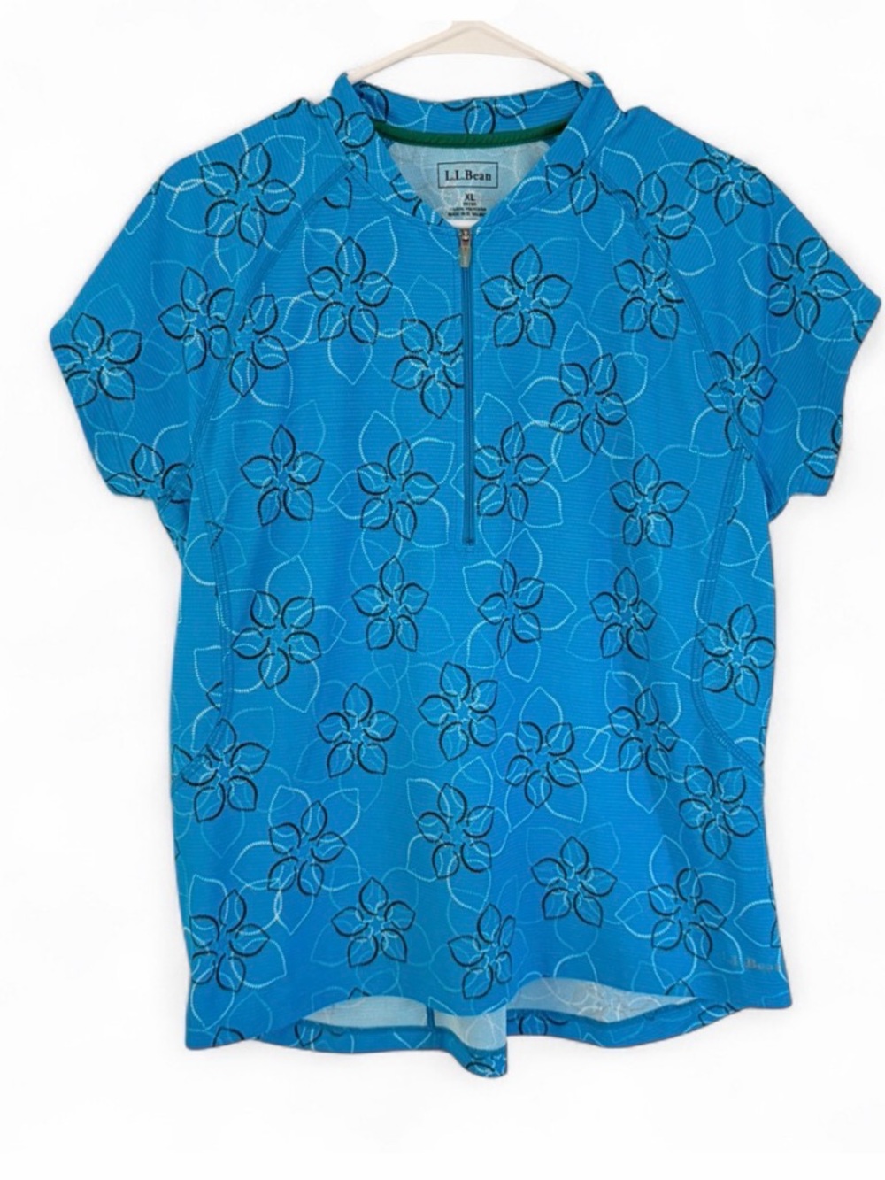 LL Bean Women’s Top XL UPF 50 Blue Black Floral Short Sleeves ¼ Zip Gorpcore
